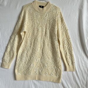 VTG Fully Fashioned Wool Angora  w/ intricate floral beads Chest 46 In